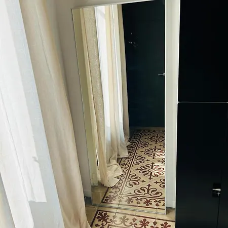 Easy Italy Grand Apartment Milan